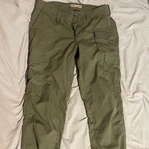 32x30 5.11 Tactial Cargo Pants